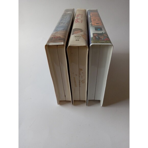 Set of 3 VHS Clamshell Kids: Amazing Panda Adventure, Tom & Huck, Wild America - Picture 8 of 11